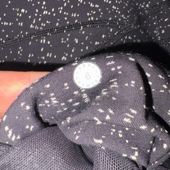 LULULEMON Women Define Black White Speckled Magnetized Jaquard Zip Jacket Size 6 - Picture 7 of 7